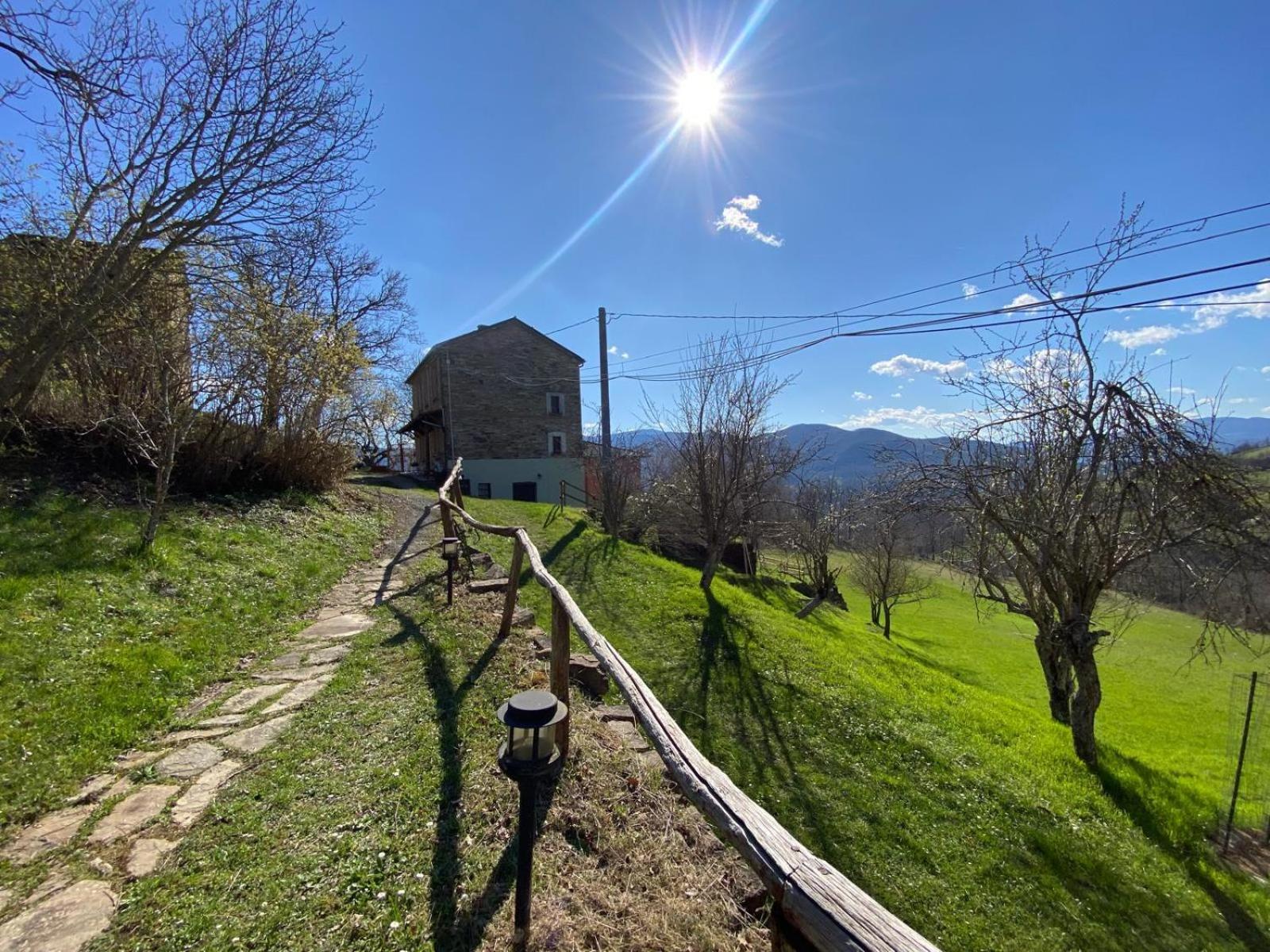 La Lupa E L'Orso Berceto Exterior foto